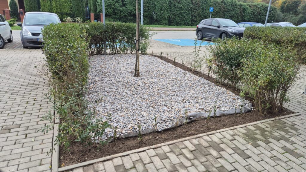 da7a1b9d eb7a 4c16 bc82 8464f76e2b9e